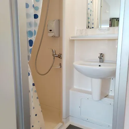 Du Cote De Chez Sam 3*
